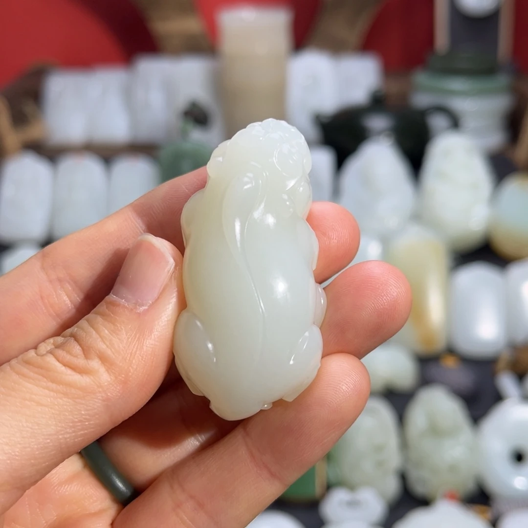 和田玉吊坠(赠链)未镶嵌