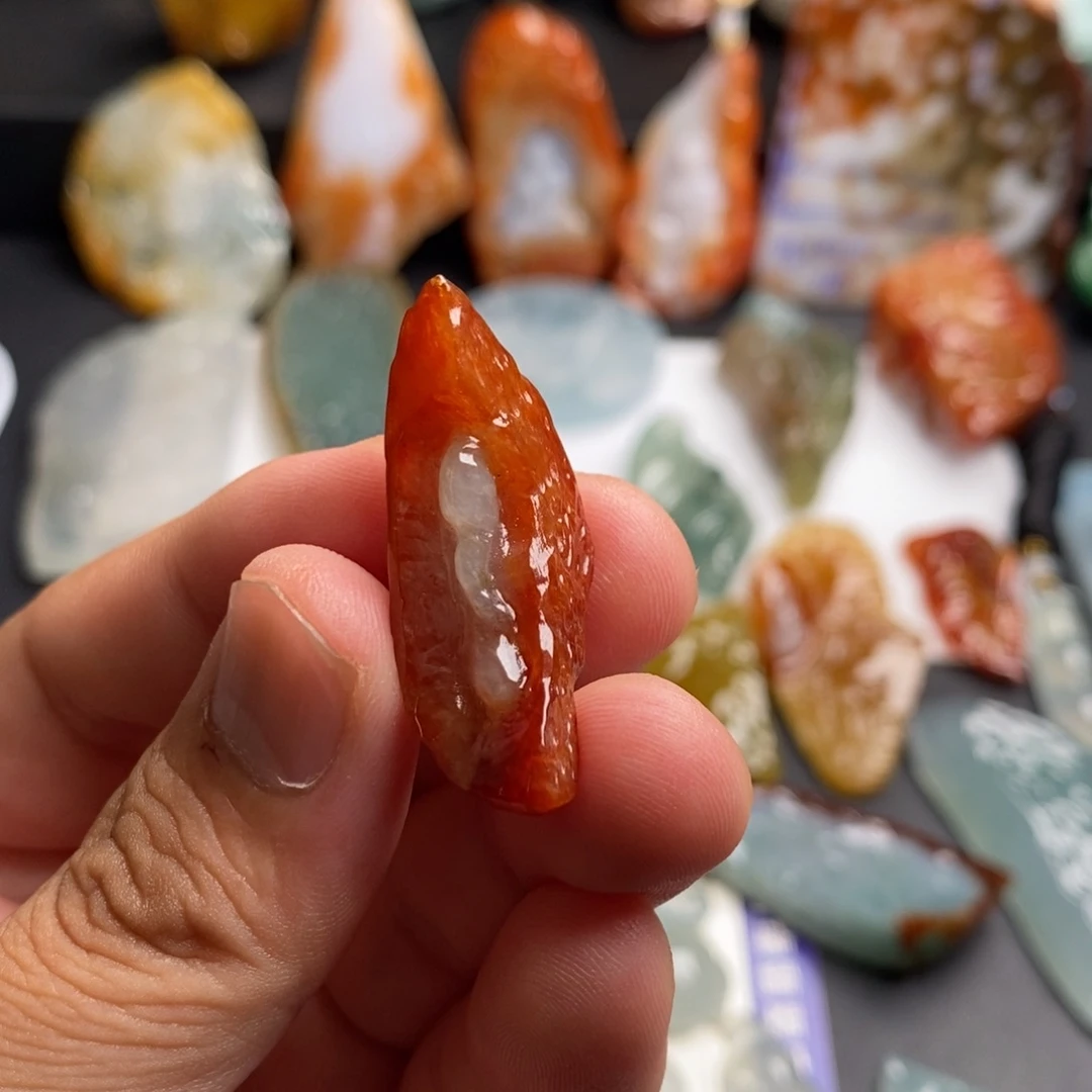 清***水定制翡翠未镶嵌联系客服设计