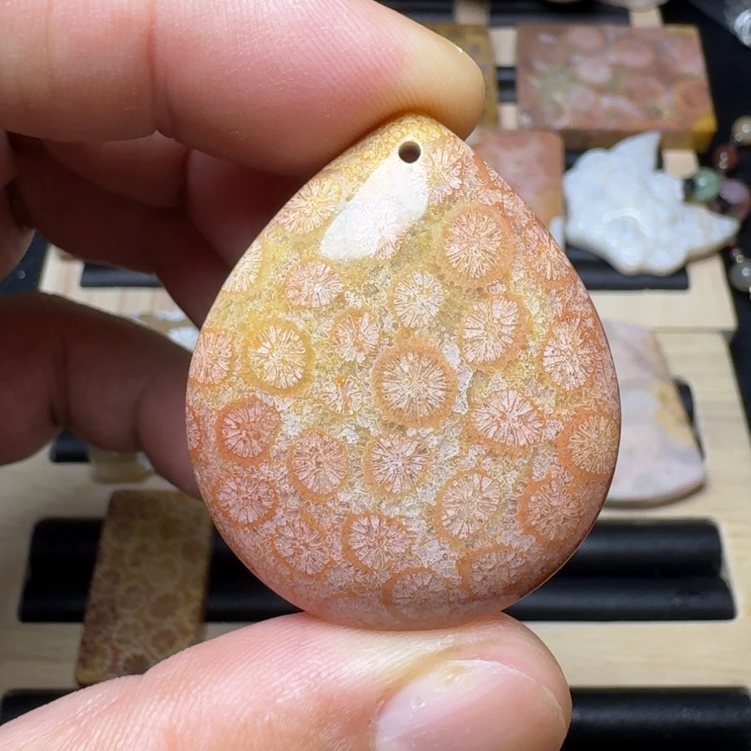 硅化玉未镶嵌纯天然色有机玉石保真色