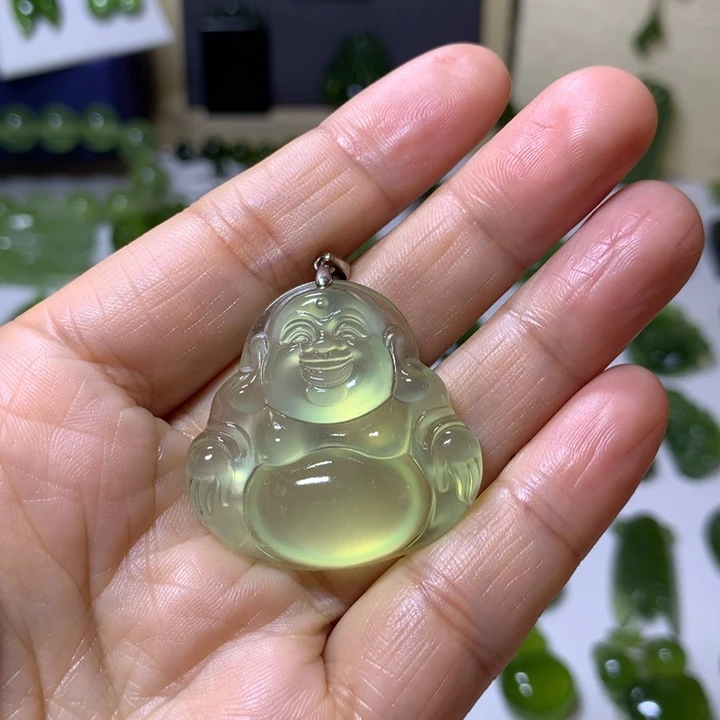 岫玉未镶嵌颈饰吊坠
