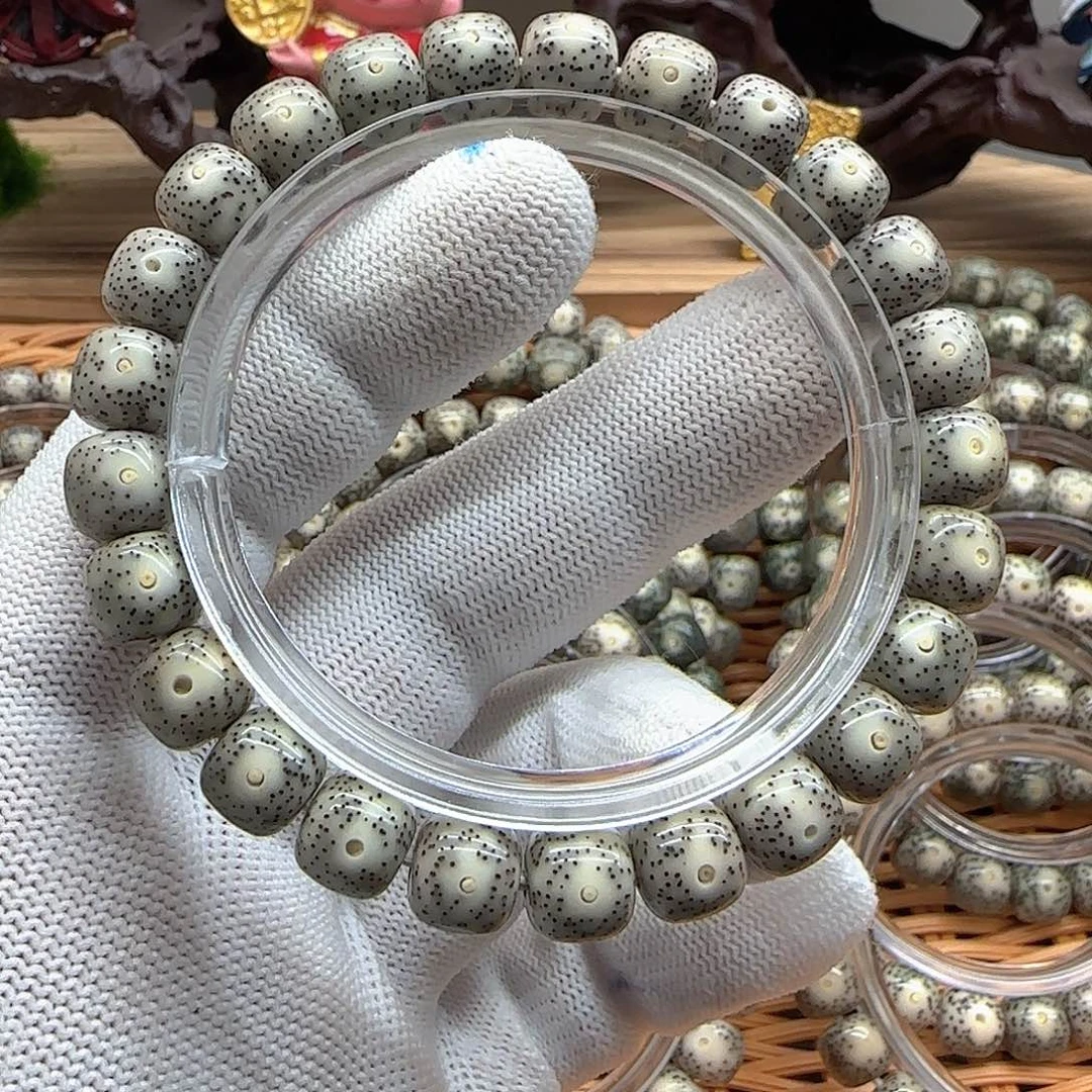 梧***雨吊坠星月菩提卡9灰冰小细星