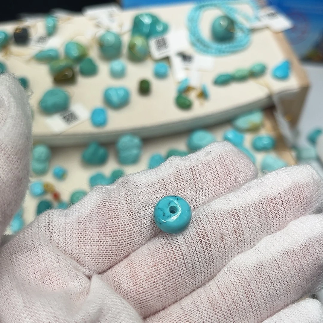 绿松石未镶嵌珠宝半成品