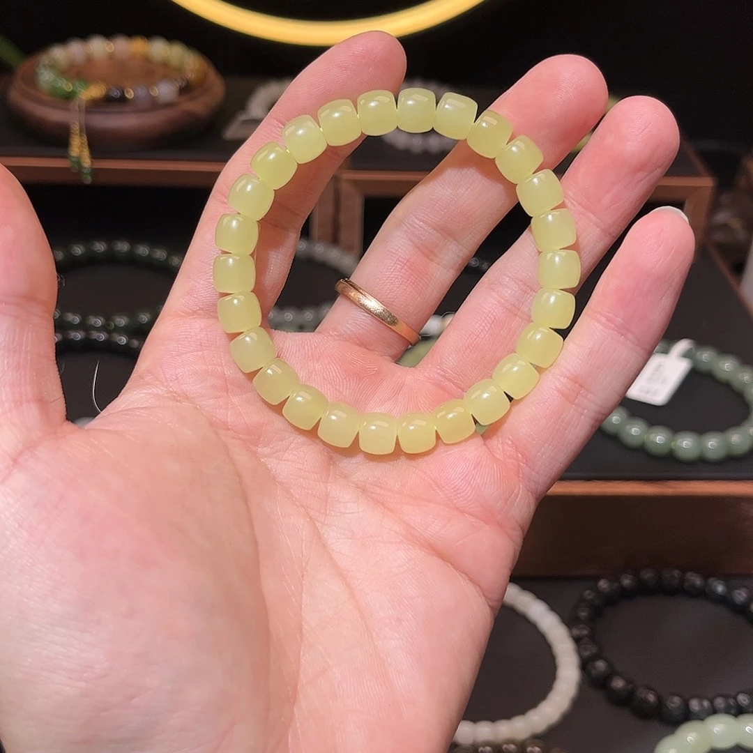 和田玉（糖玉）未镶嵌手链