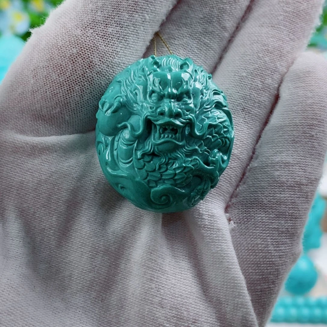 绿松石配饰未镶嵌