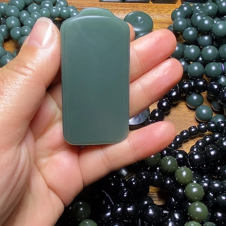 和田玉（青玉）未镶嵌颈饰和田玉青海格尔木蓝调牌子大三六