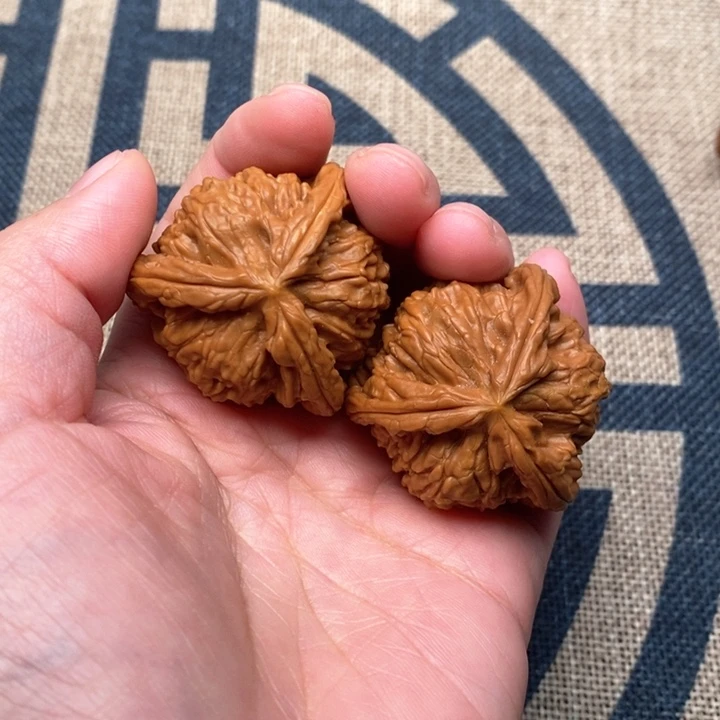 吊坠文玩核桃木*