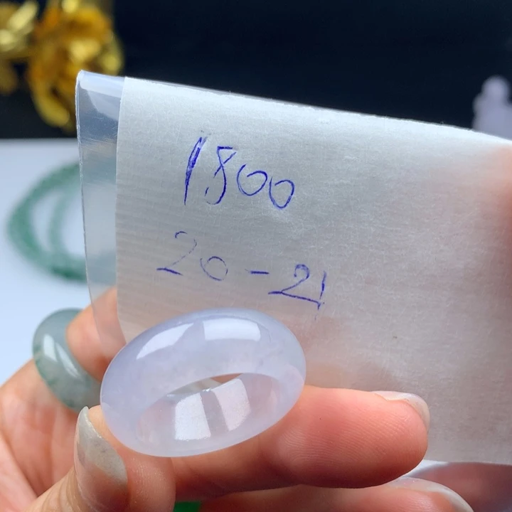 定制翡翠未镶嵌戒圈