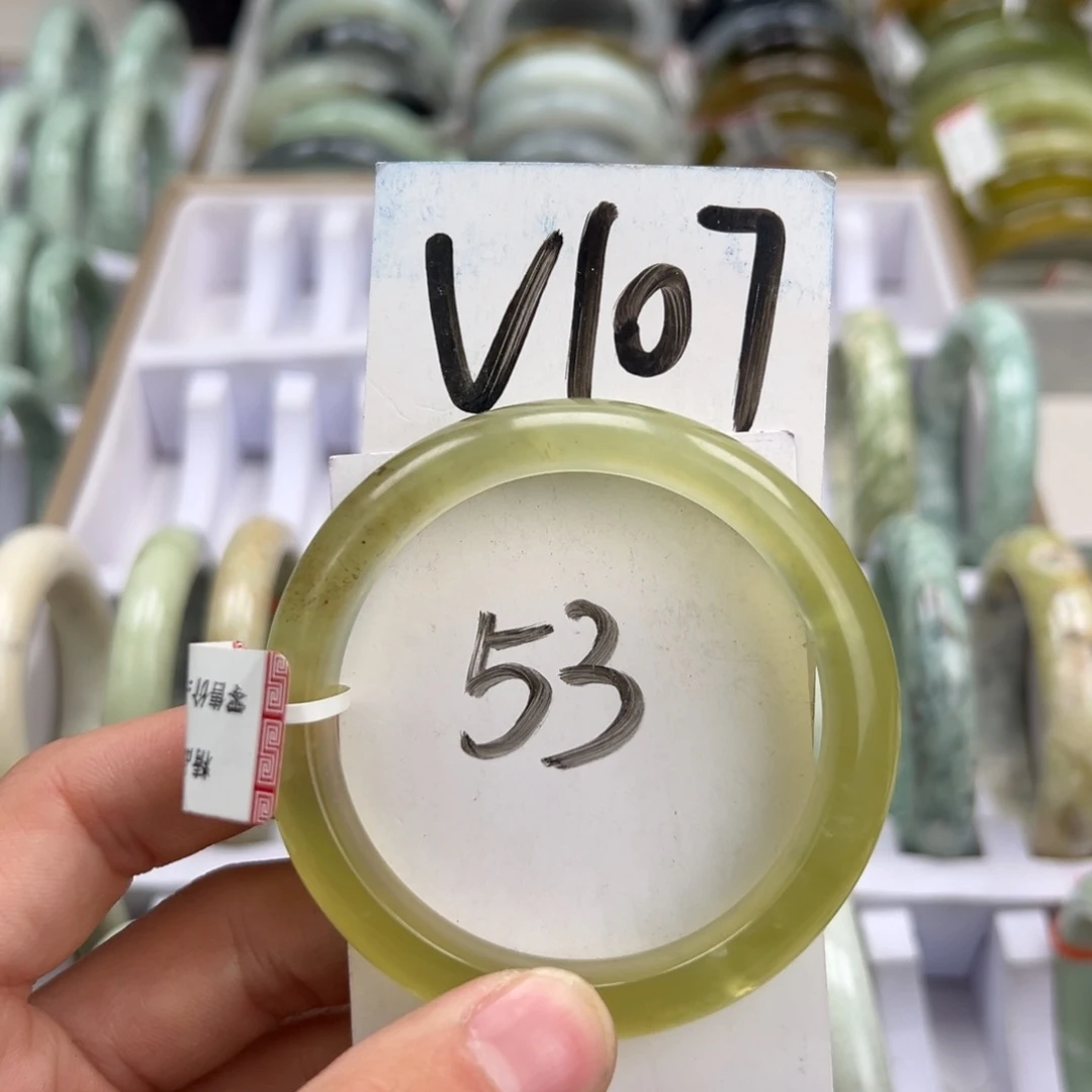 岫玉手镯未镶嵌天然岫玉