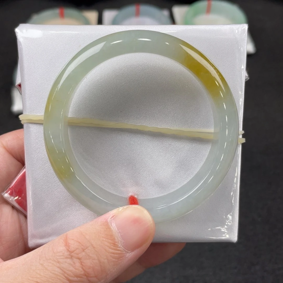 翡翠手镯未镶嵌52.3正圈