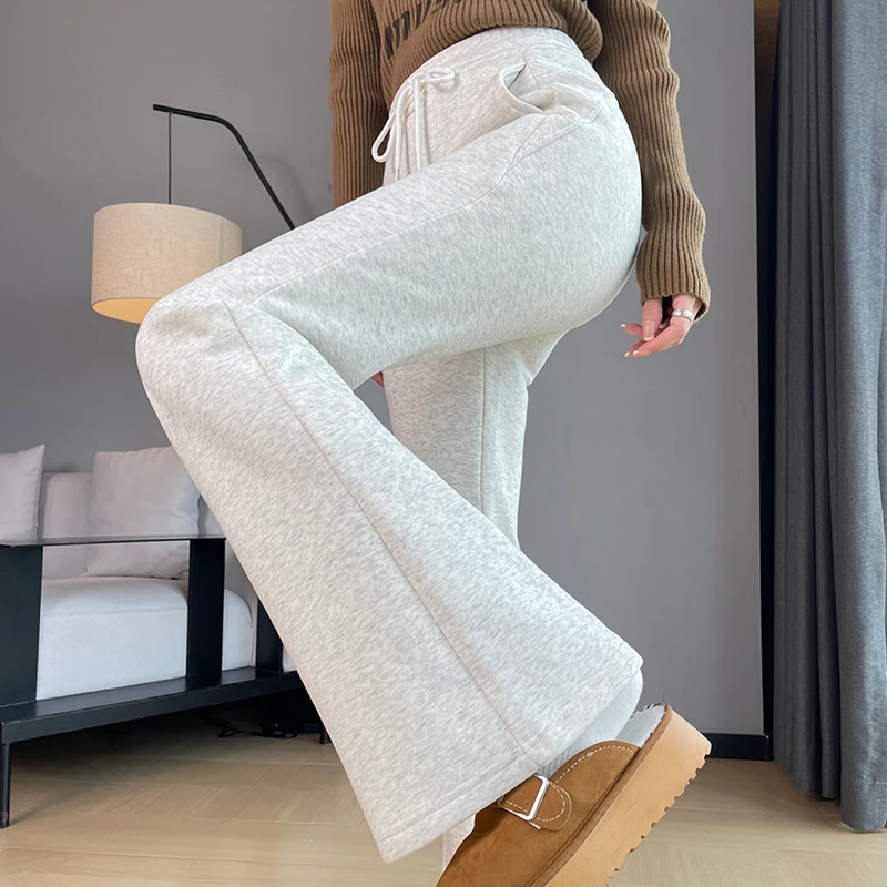白灰色微喇裤女春秋冬加绒2025新款小个子高腰卫裤休闲运动喇叭裤