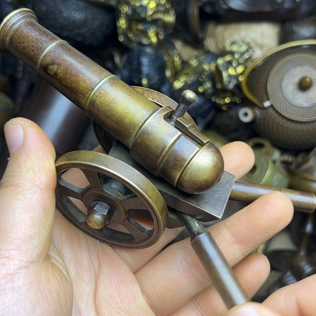 精美铜器，做工精致