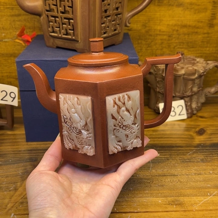 紫砂壶等艺术精品