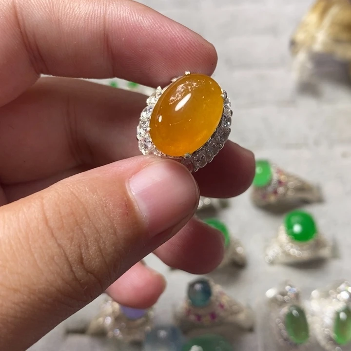 未镶嵌戒指翡翠翡翠冰种