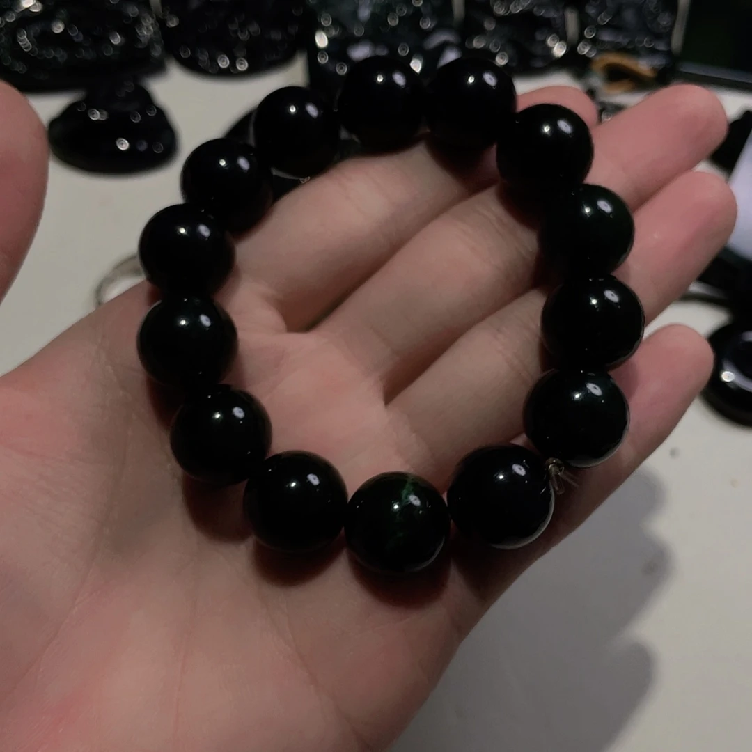 翡翠未镶嵌颈饰翡翠16