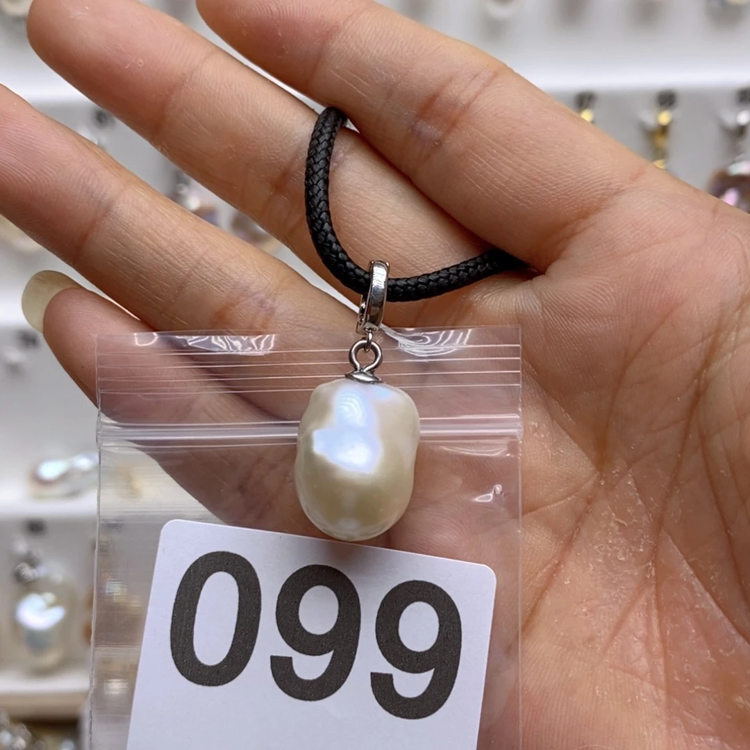 淡水珍珠颈饰银S925镶嵌99