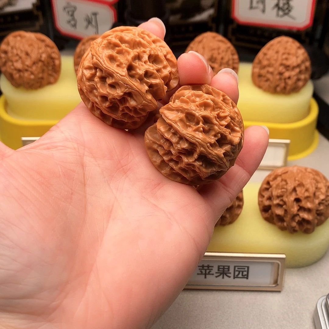 文玩核桃吊坠39尺苹果园323号