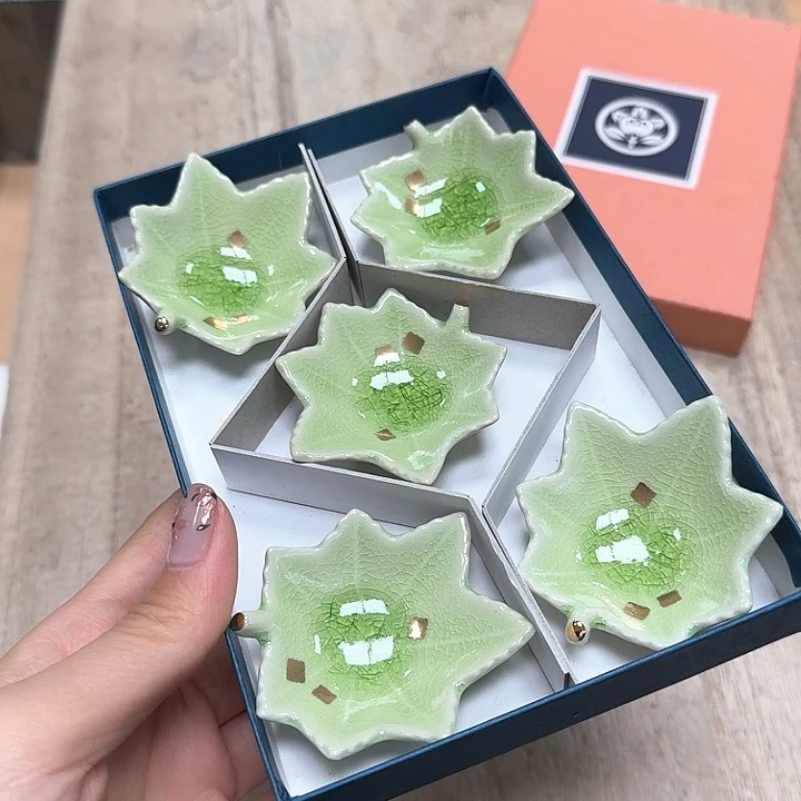 瓷片噗哈哈哈哈哈哈哈哈哈