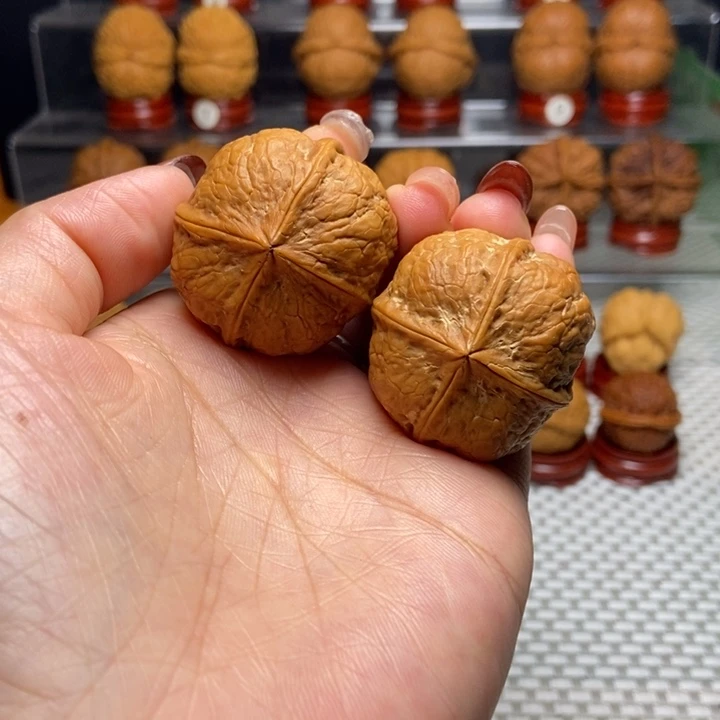 把件文玩核桃2玲珑骰子四棱