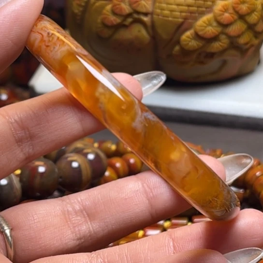 未镶嵌镯子玛瑙/玉髓