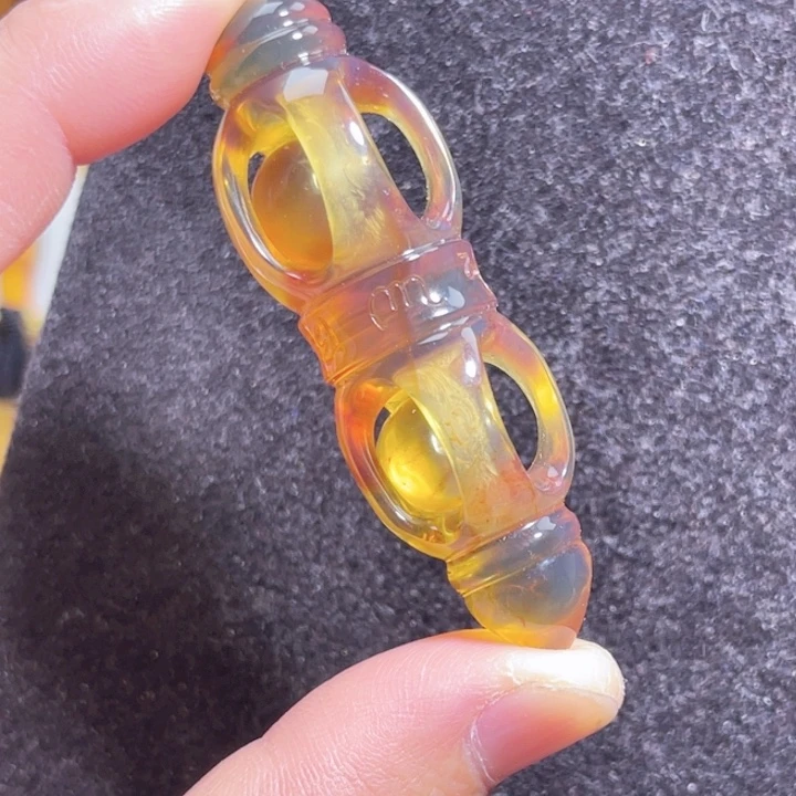 琥珀未镶嵌裸石天然缅甸琥珀金钢杵