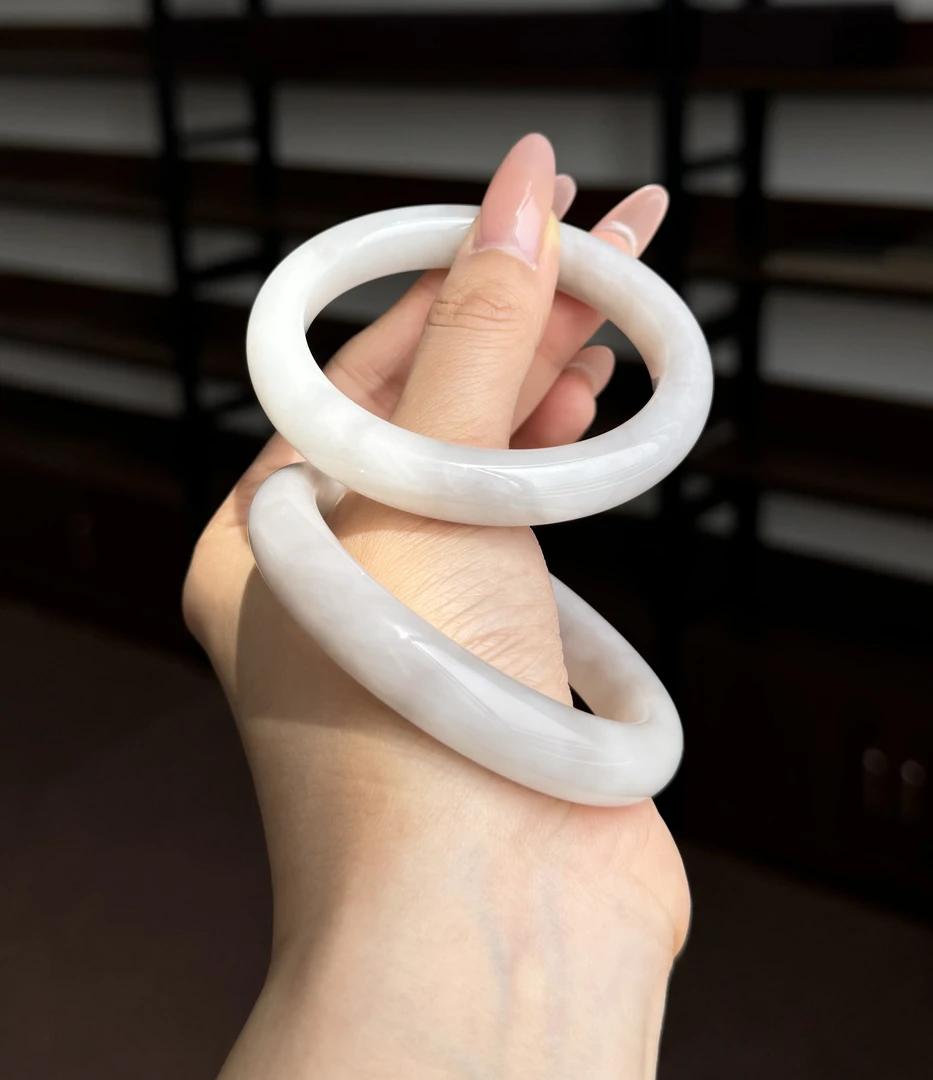 和田玉星云紫手镯（多样性发其一）