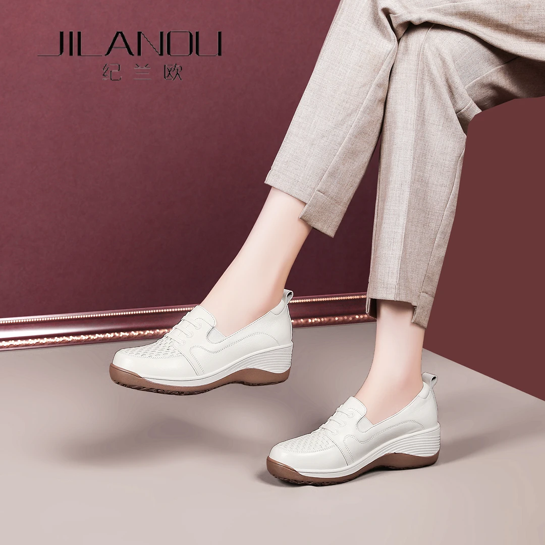 编织真皮单鞋女秋2025新款软底妈妈乐福鞋坡跟厚底防滑女士休闲鞋