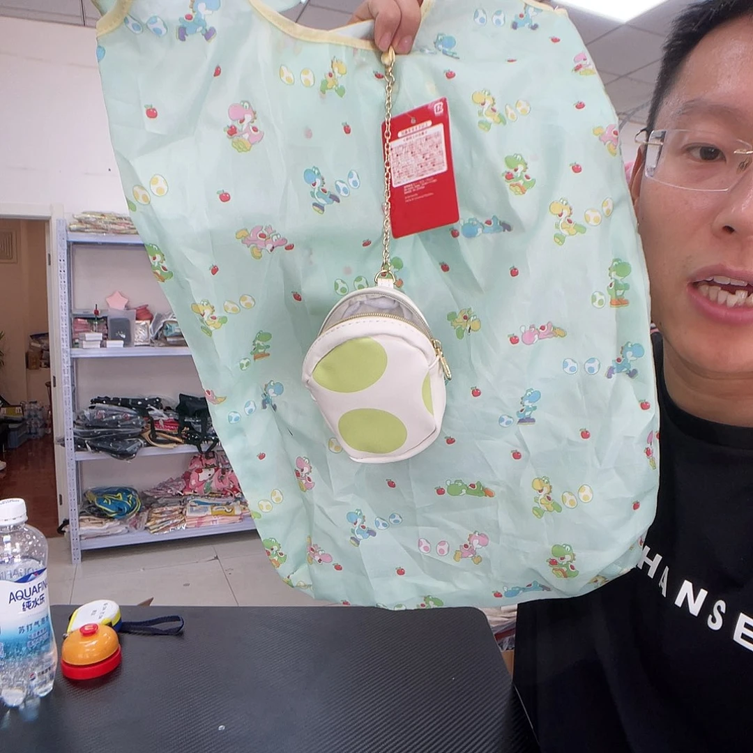 PU化妆包等各种产品的