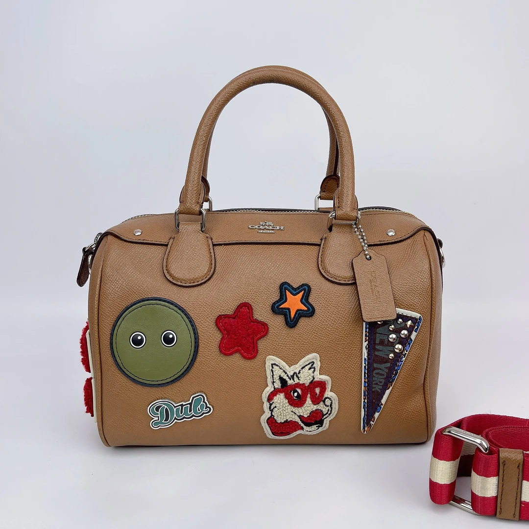 95新 COACH/蔻驰 蔻驰 棕色牛皮手提单肩包底长包24 M037