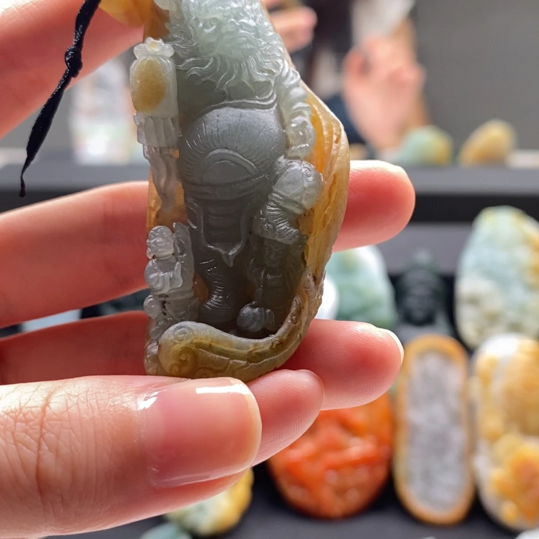 定制翡翠未镶嵌翡翠