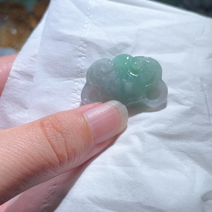 颈饰未镶嵌翡翠天