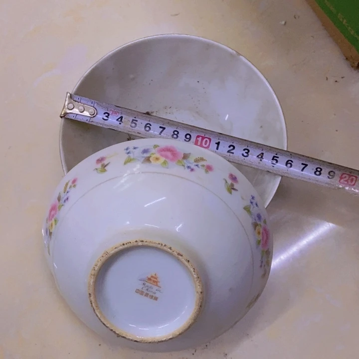 摆件2个景德镇花花碗