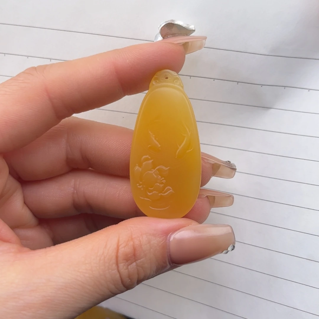 石英质玉黄蜡石吊坠未镶嵌老*