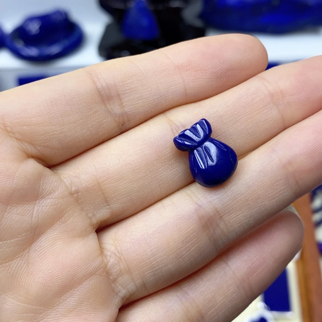 青金石颈饰未镶嵌蝶**扬