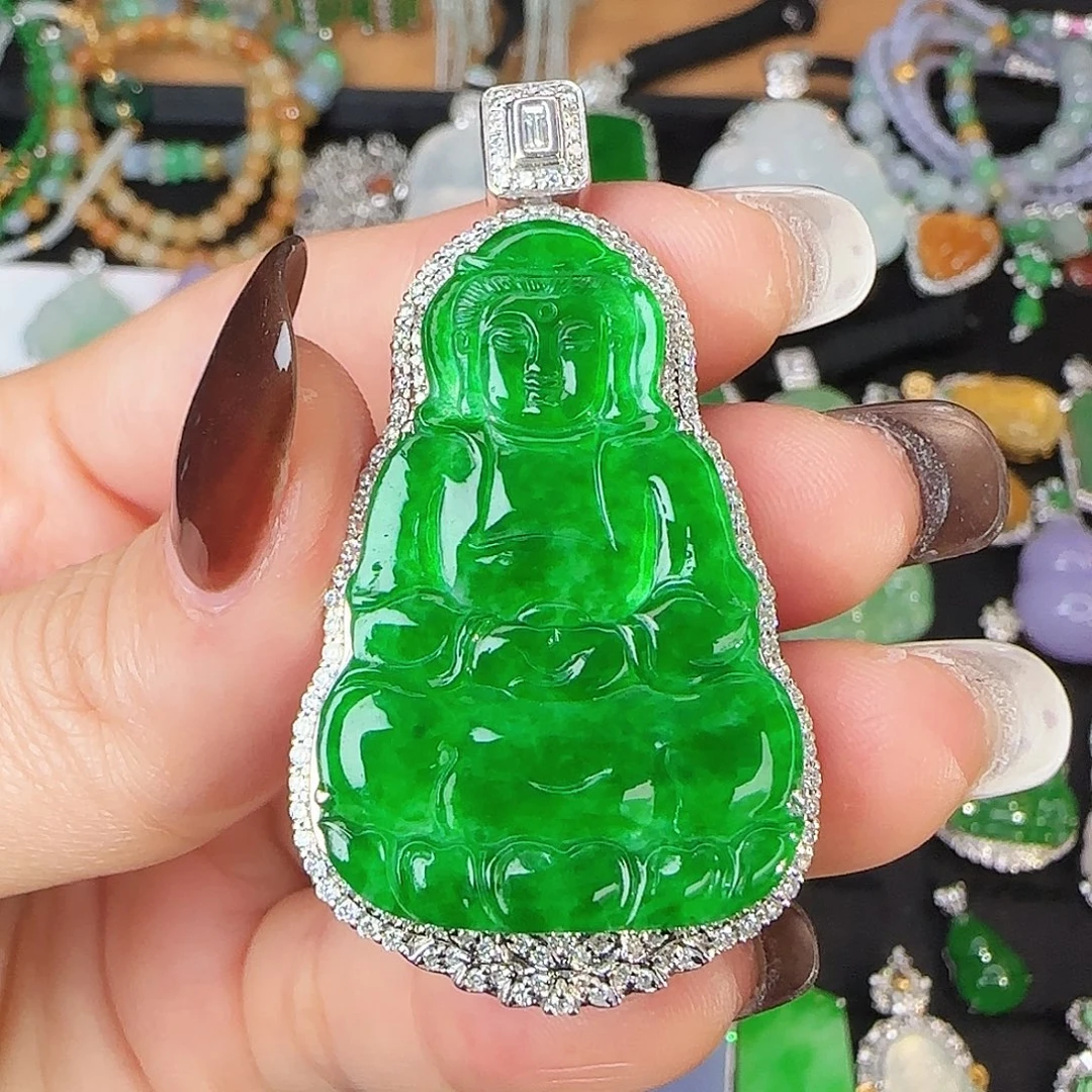 翡翠18K金镶嵌颈饰高冰阳绿观音