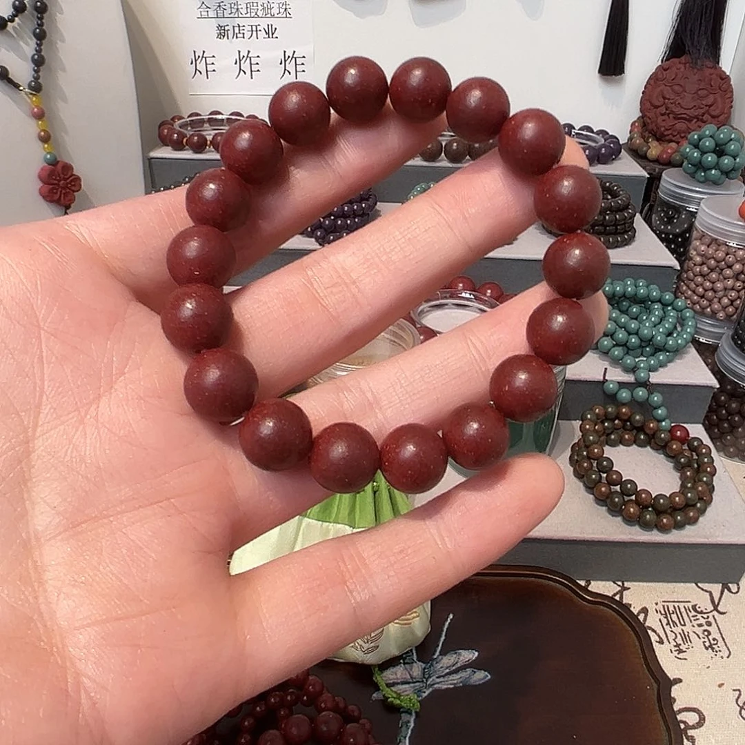 泥塑红麝1.0单圈合香珠