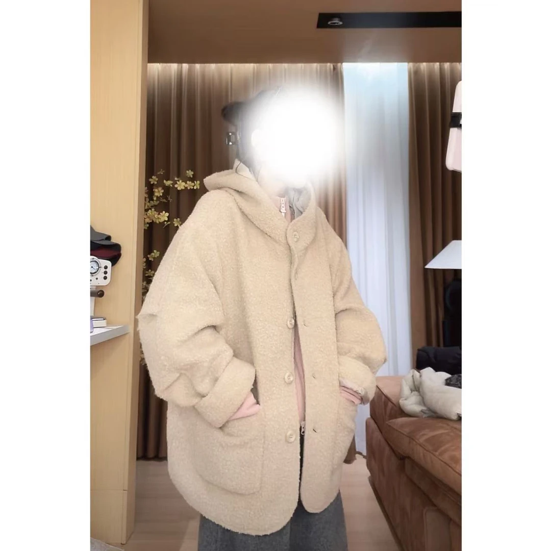 玖了个玖 2025冬款 极简百搭糕毛连帽高领大口袋外套 2510C6808