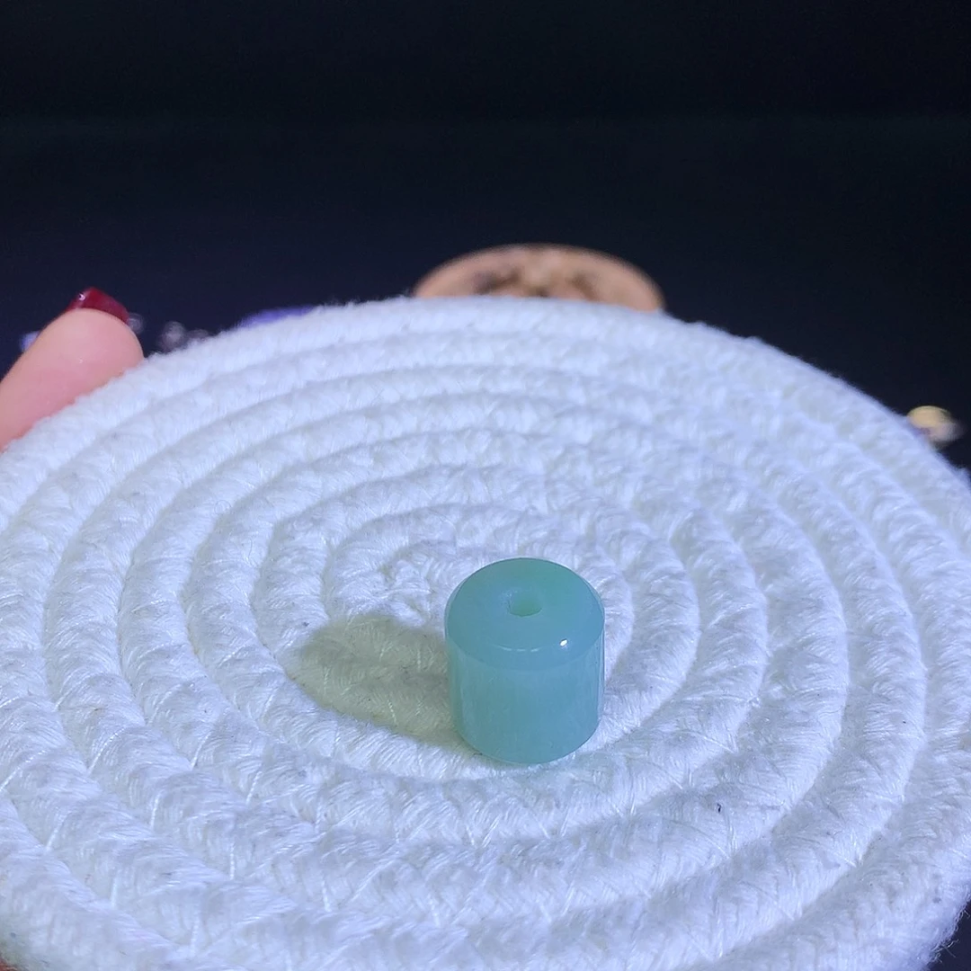 散珠翡翠天然缅甸翡翠桶珠卡13.9厚13.9