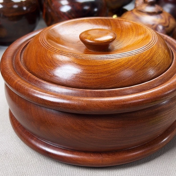 木质随*缅甸花梨木罐子一个