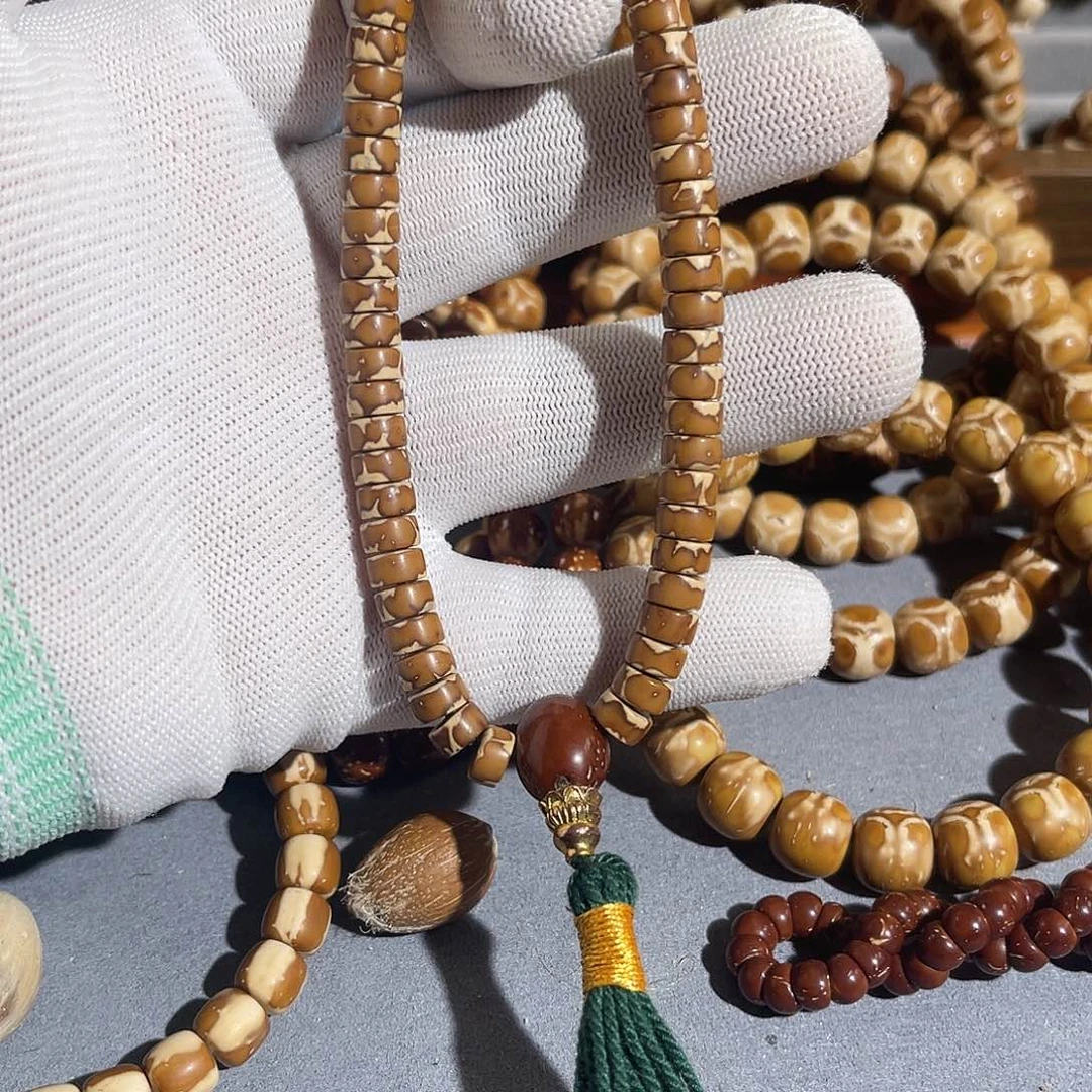 紫金鼠吊坠手持卡7花鼠药片