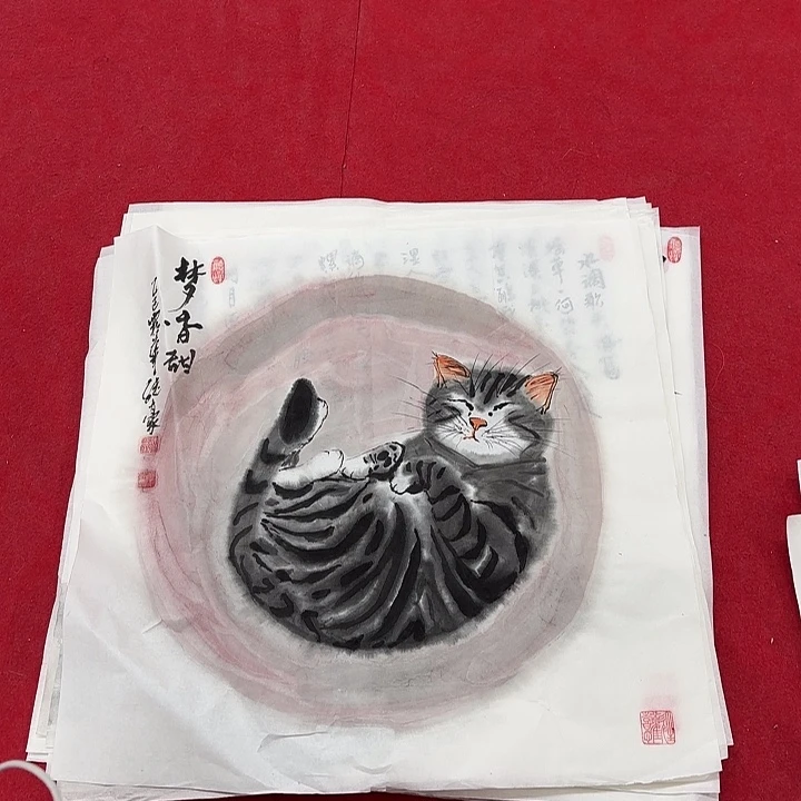 国画花鸟等图案为一体而得