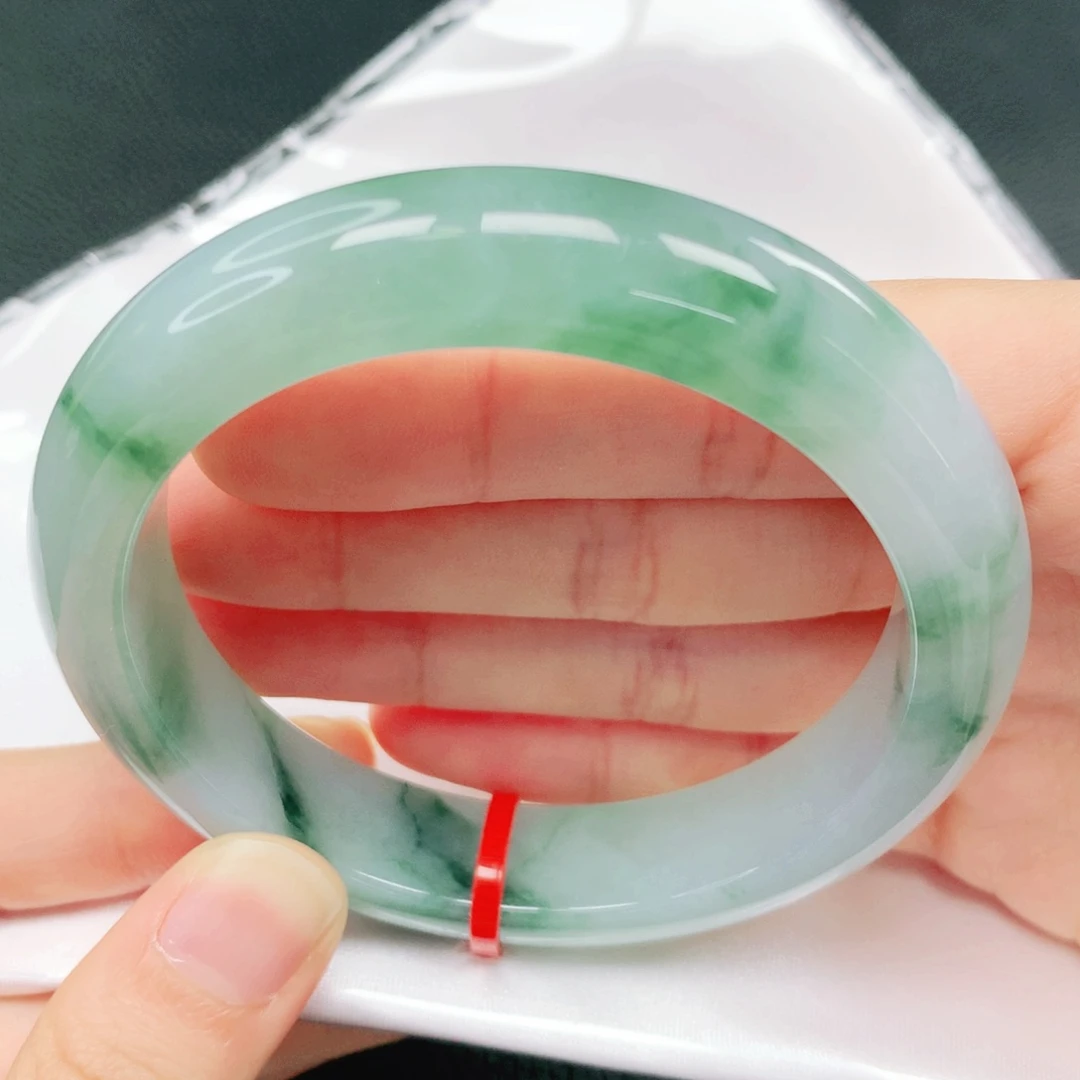 翡翠未镶嵌手镯58圈