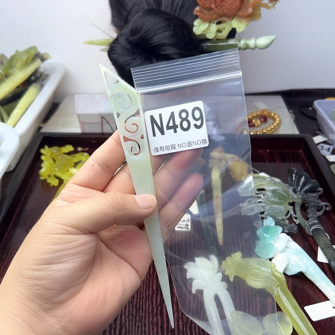 蛇纹石玉合金发饰小*白