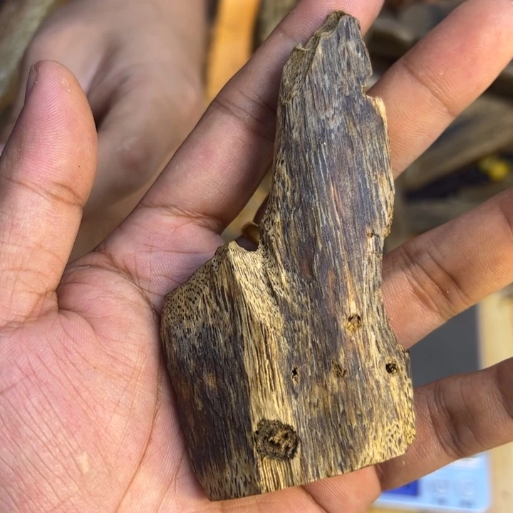 沉香沉香碎屑15.6克