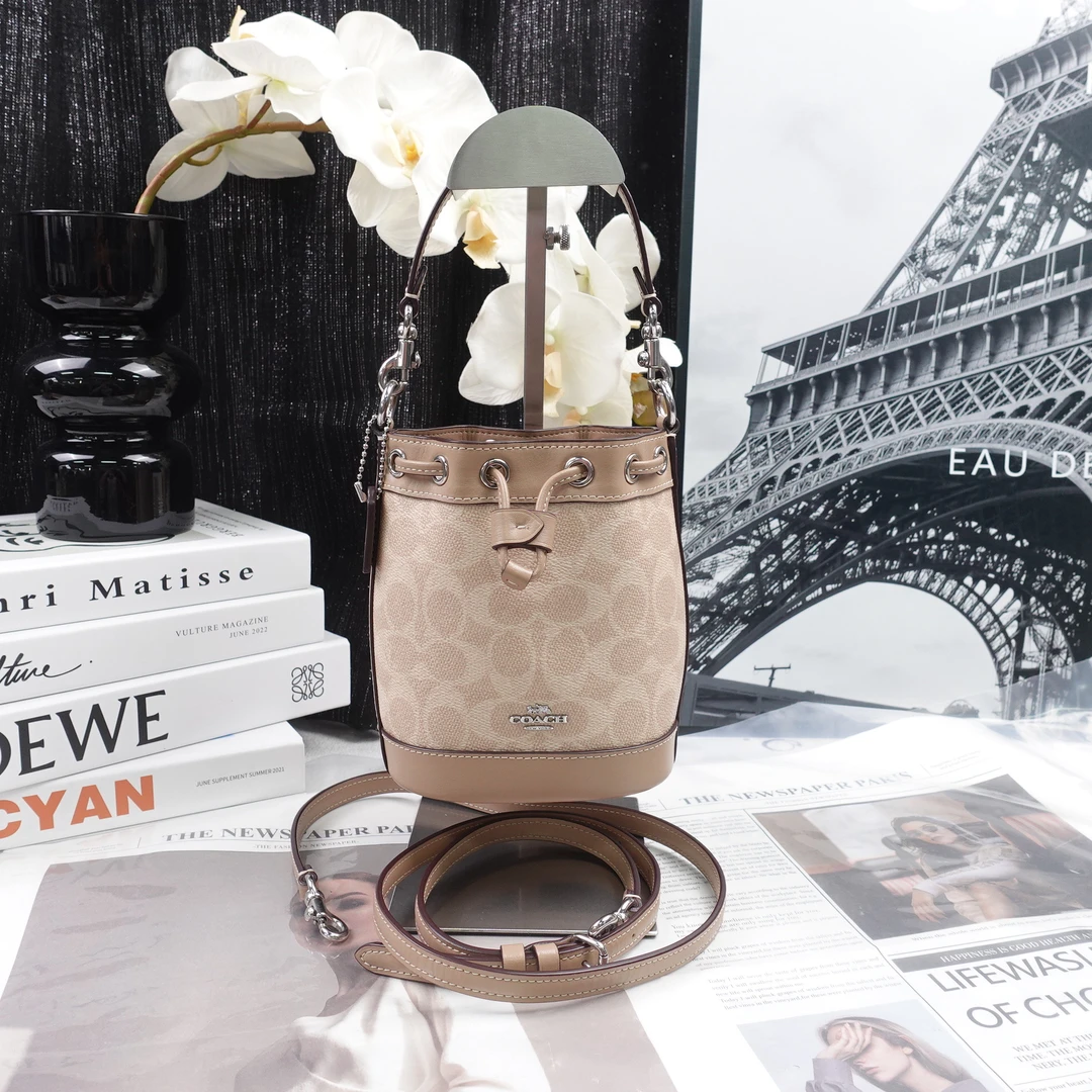 95新 COACH/蔻驰 单肩包/T10192716