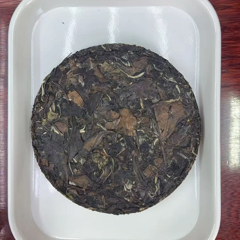 2010年贡眉老白茶饼（收茶链接）