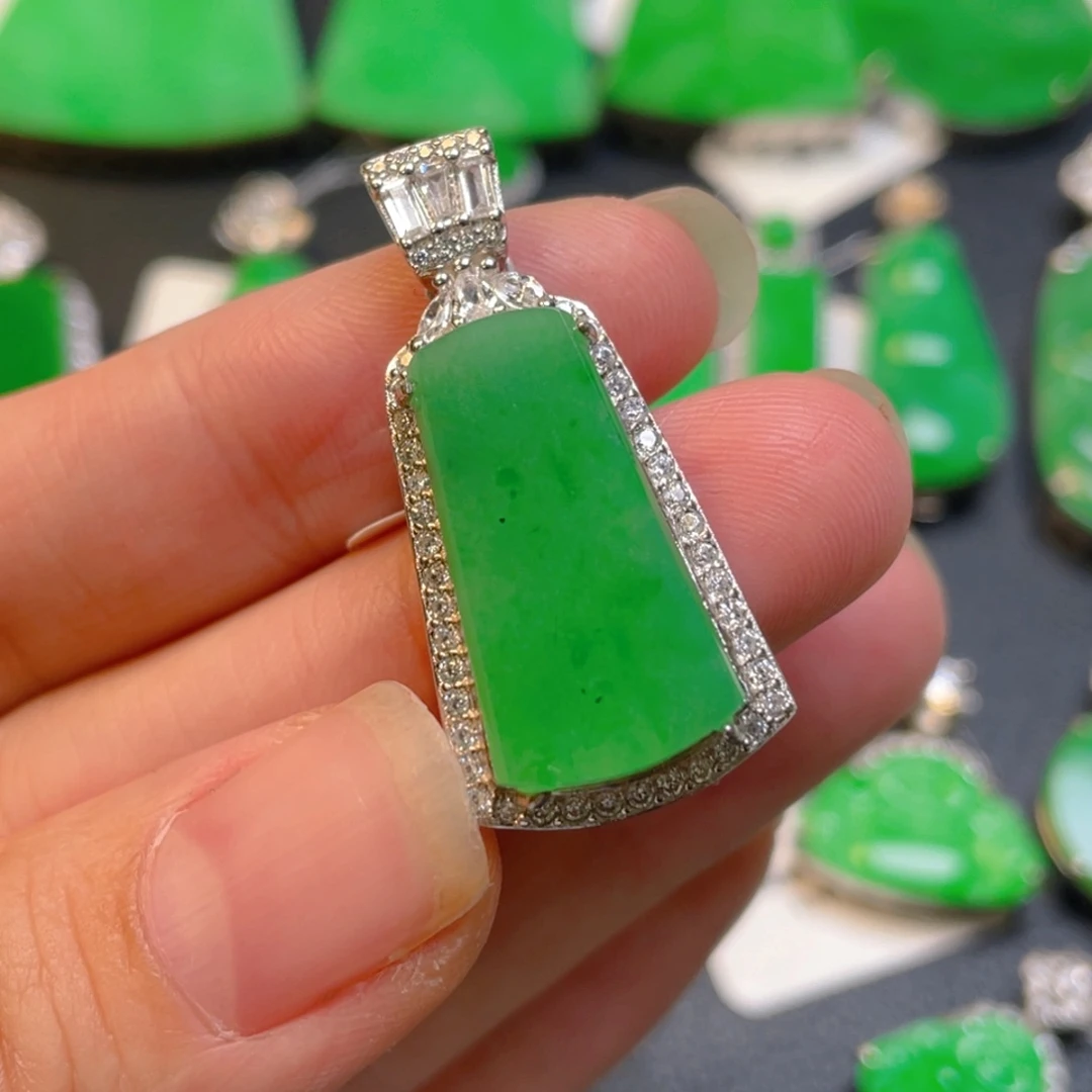 翡翠银S925镶嵌颈饰