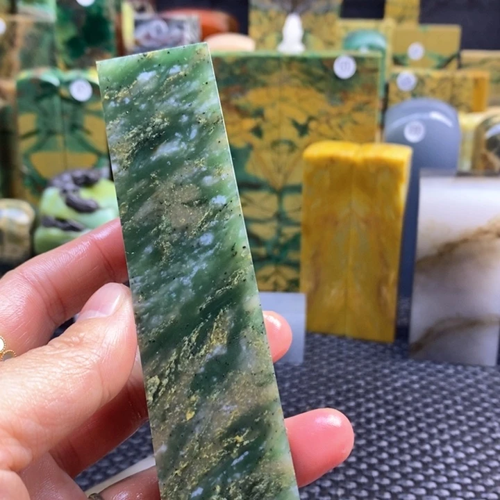 青田石林*风青田石印章石