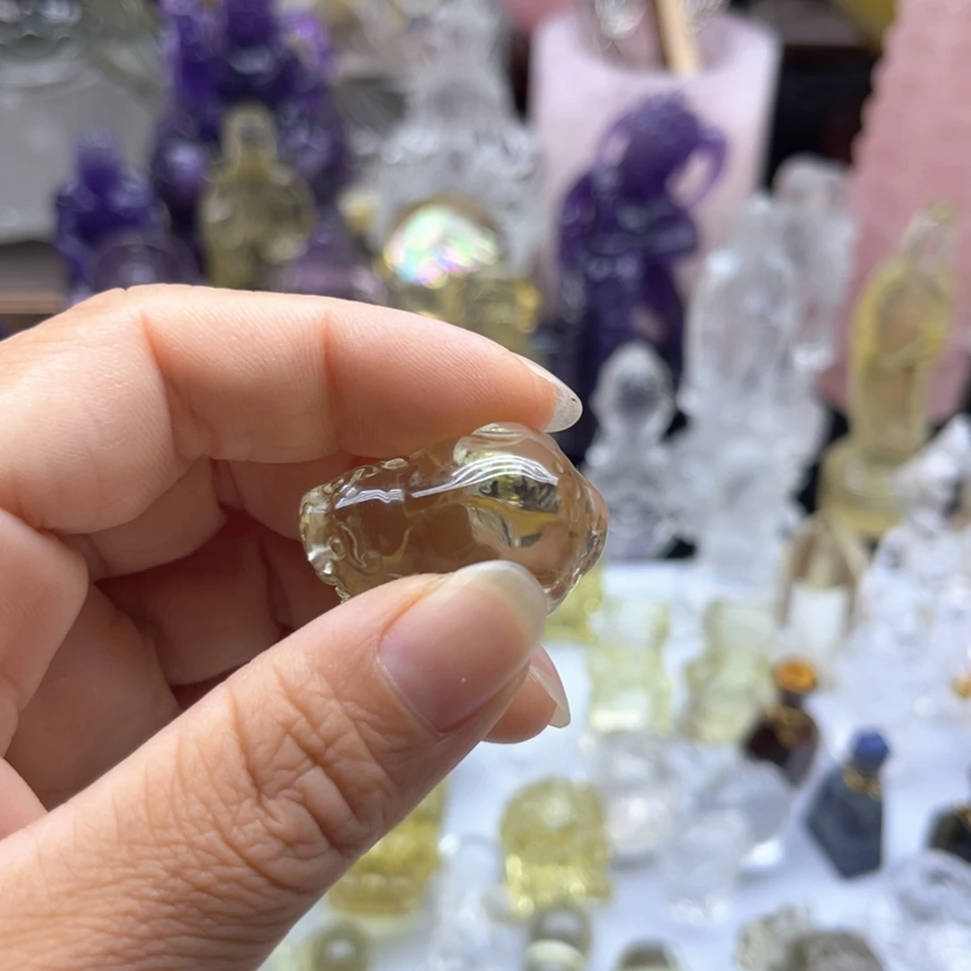 水晶摆件未镶嵌水晶?****?