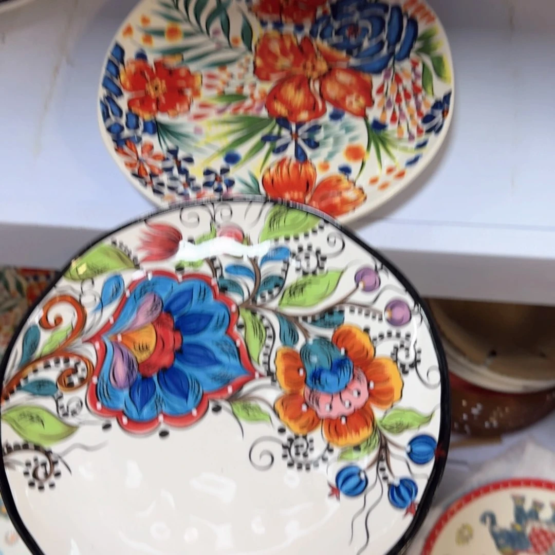 陶瓷8.5英寸盘子两只看图