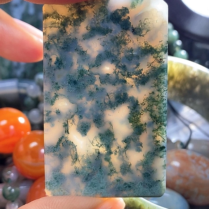 大***者玛瑙/玉髓颈饰未镶嵌